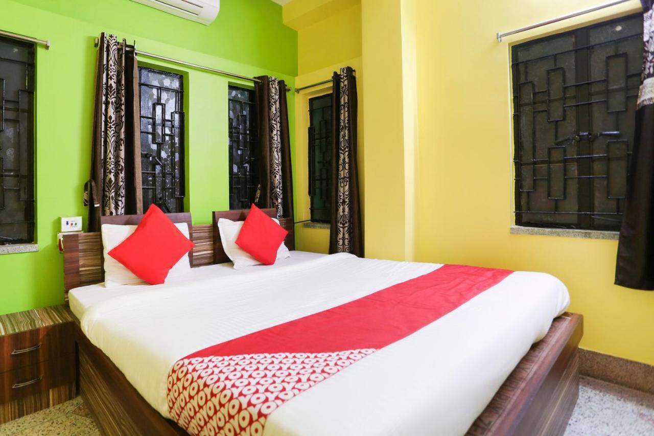 Oyo 64740 Sahu Palace Hotel Calcutta Buitenkant foto